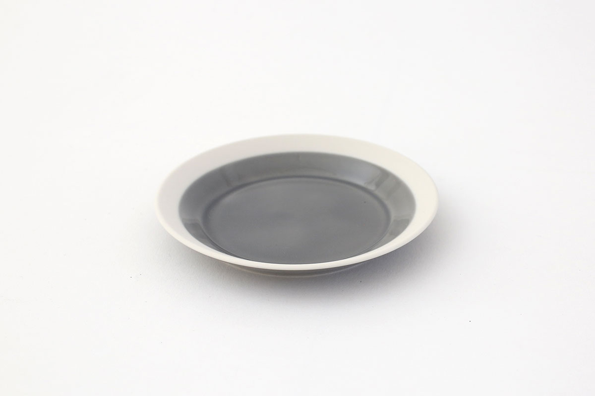 【木村硝子店×イイホシユミコ】Dishes 110plate(fog gray)【yumiko iihoshi ディシィーズ bowl 日本製 磁器 皿 洋食器 ギフト】